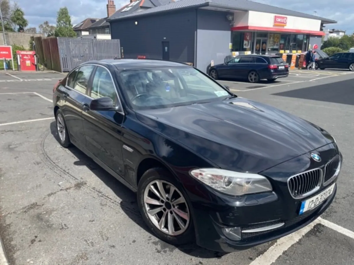 BMW 5-Series 2012 - Image 3
