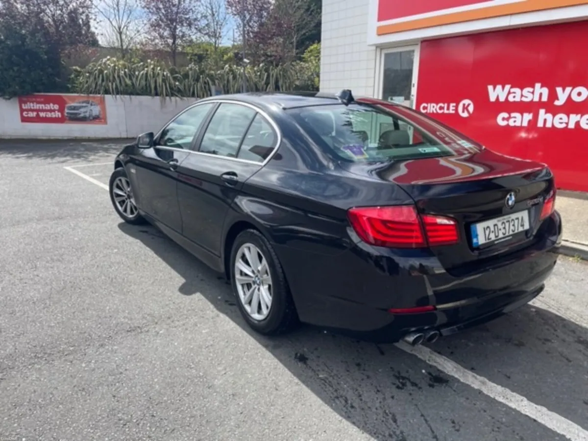 BMW 5-Series 2012 - Image 5