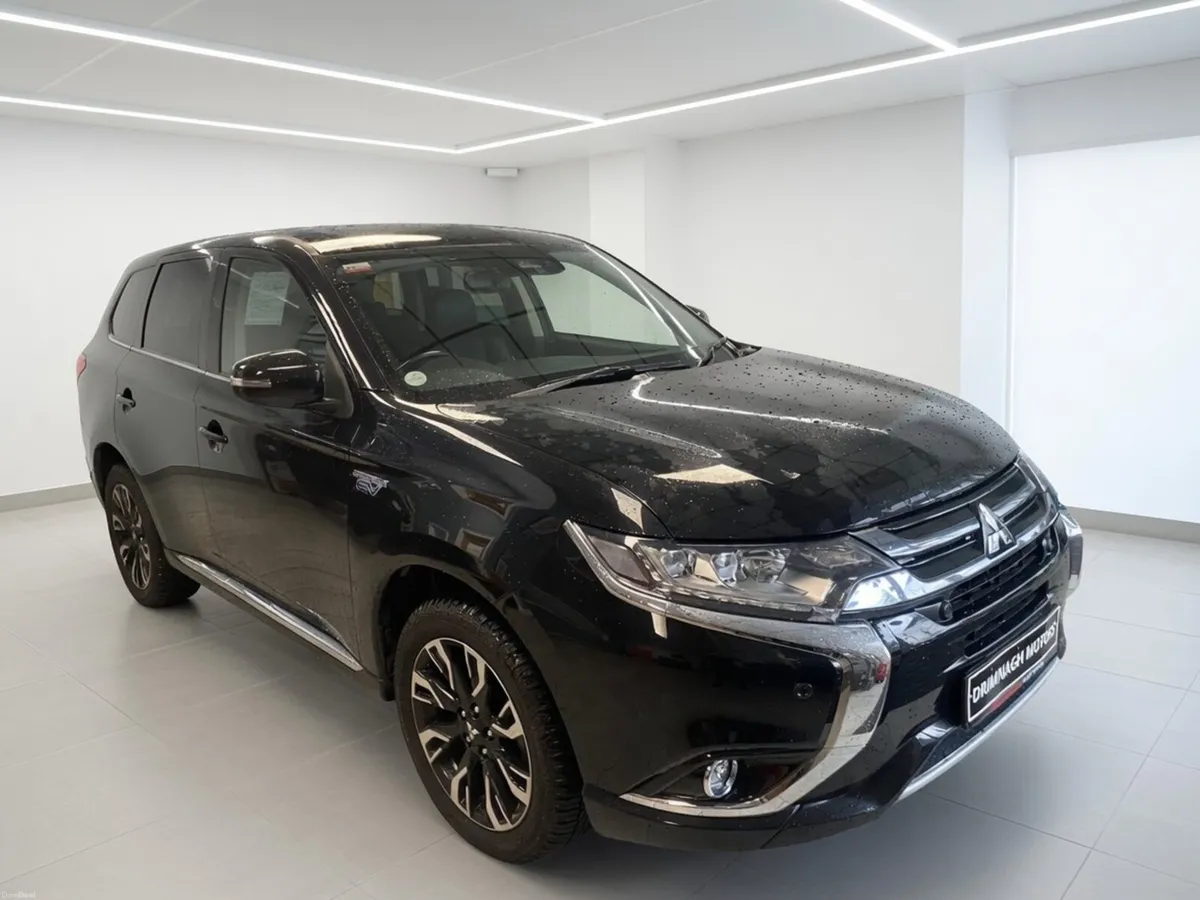 Mitsubishi Outlander 2018 - Image 1