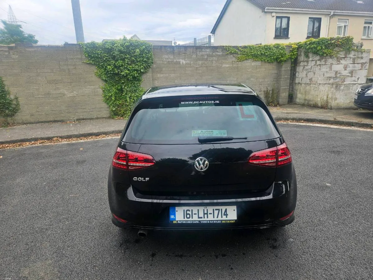 Golf R Line - Image 4