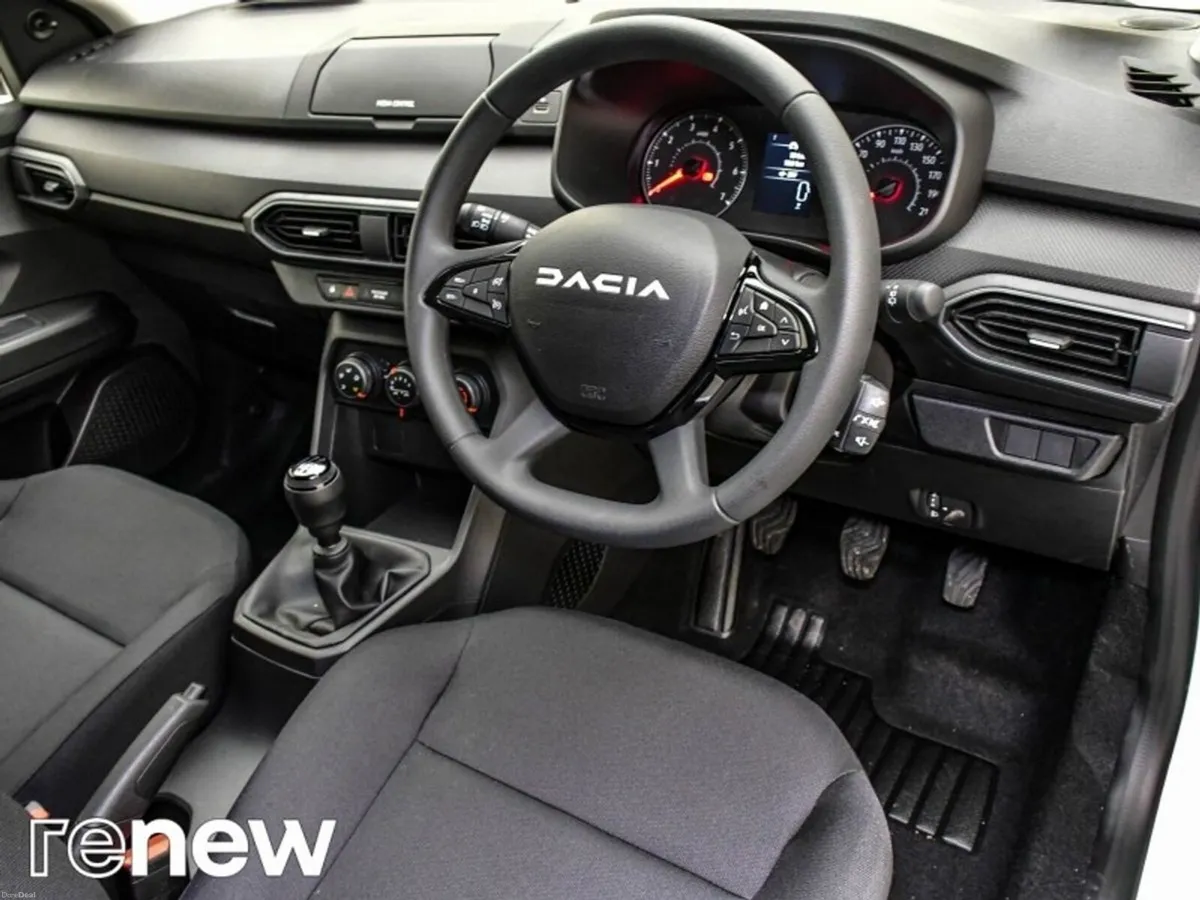 Dacia Sandero SCe 65 Essential - Image 6