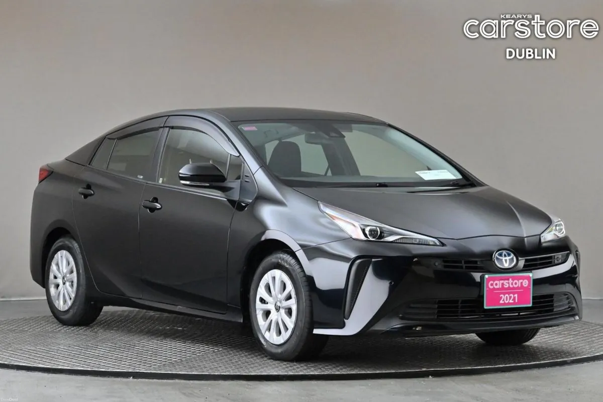 Toyota Prius 1.8 HYBRID **REVERSE CAM**PARK SENSOR - Image 1