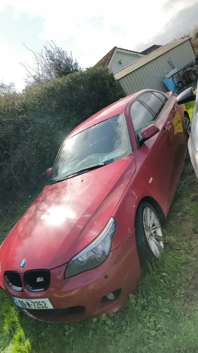 BMW 5-Series 2009 - Image 1