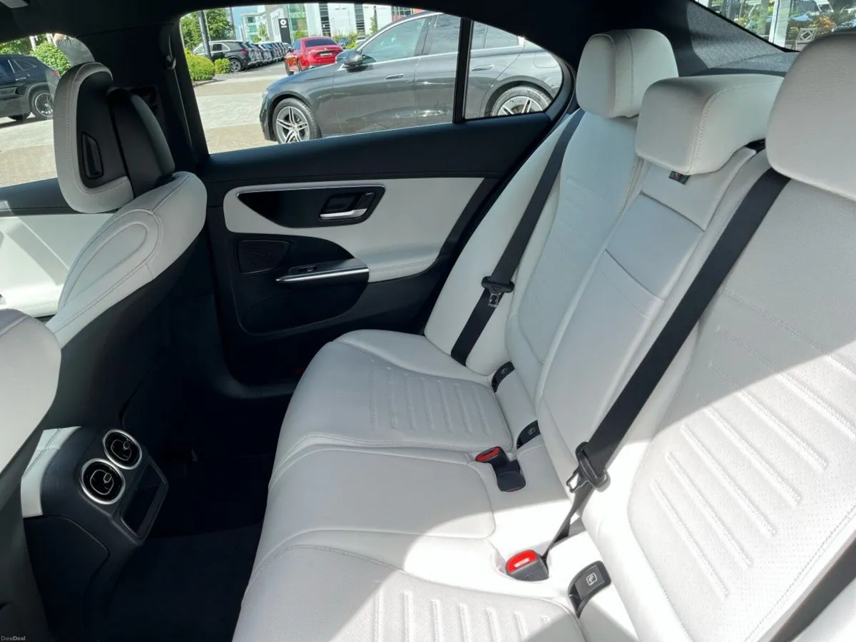 Mercedes-Benz C-Class C 200D AMG Line Plus MHEV Sa - Image 4