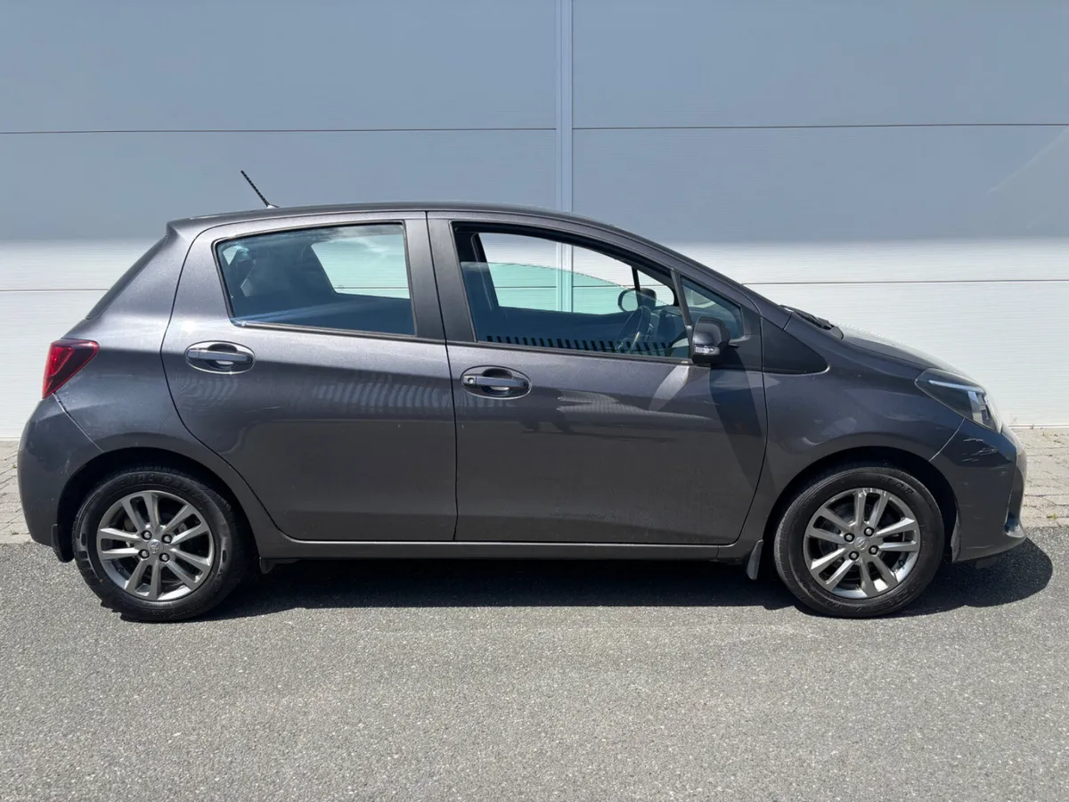 2016 TOYOTA YARIS LUNA 1.0i 5D NCT TAX - Image 5