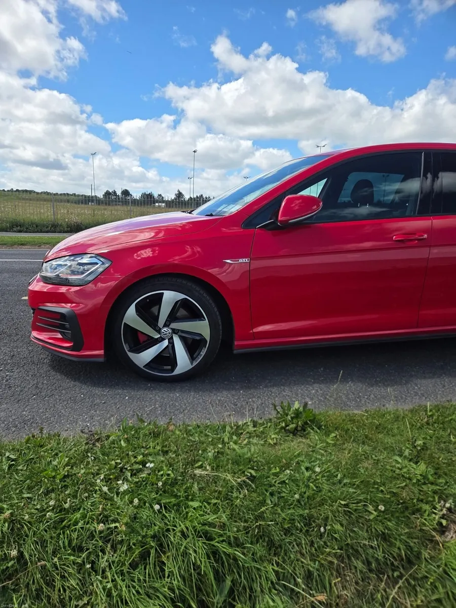 Volkswagen Golf GTI   2018 - Image 4