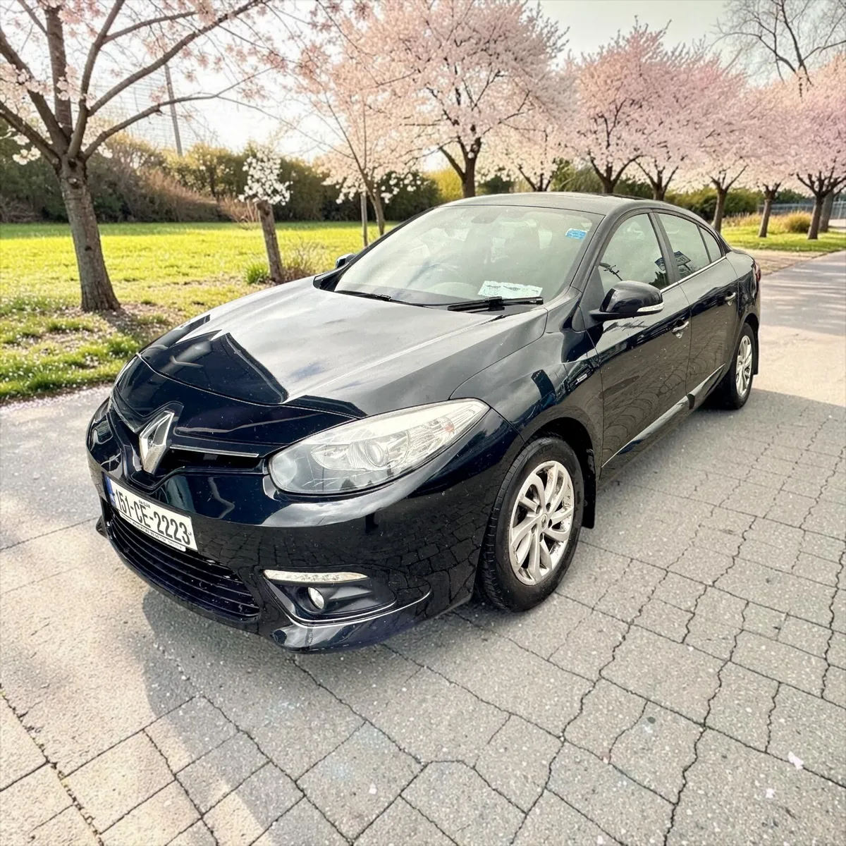 2015  Renault Fluence 1.5 DCI 95 LIMITED - Image 1
