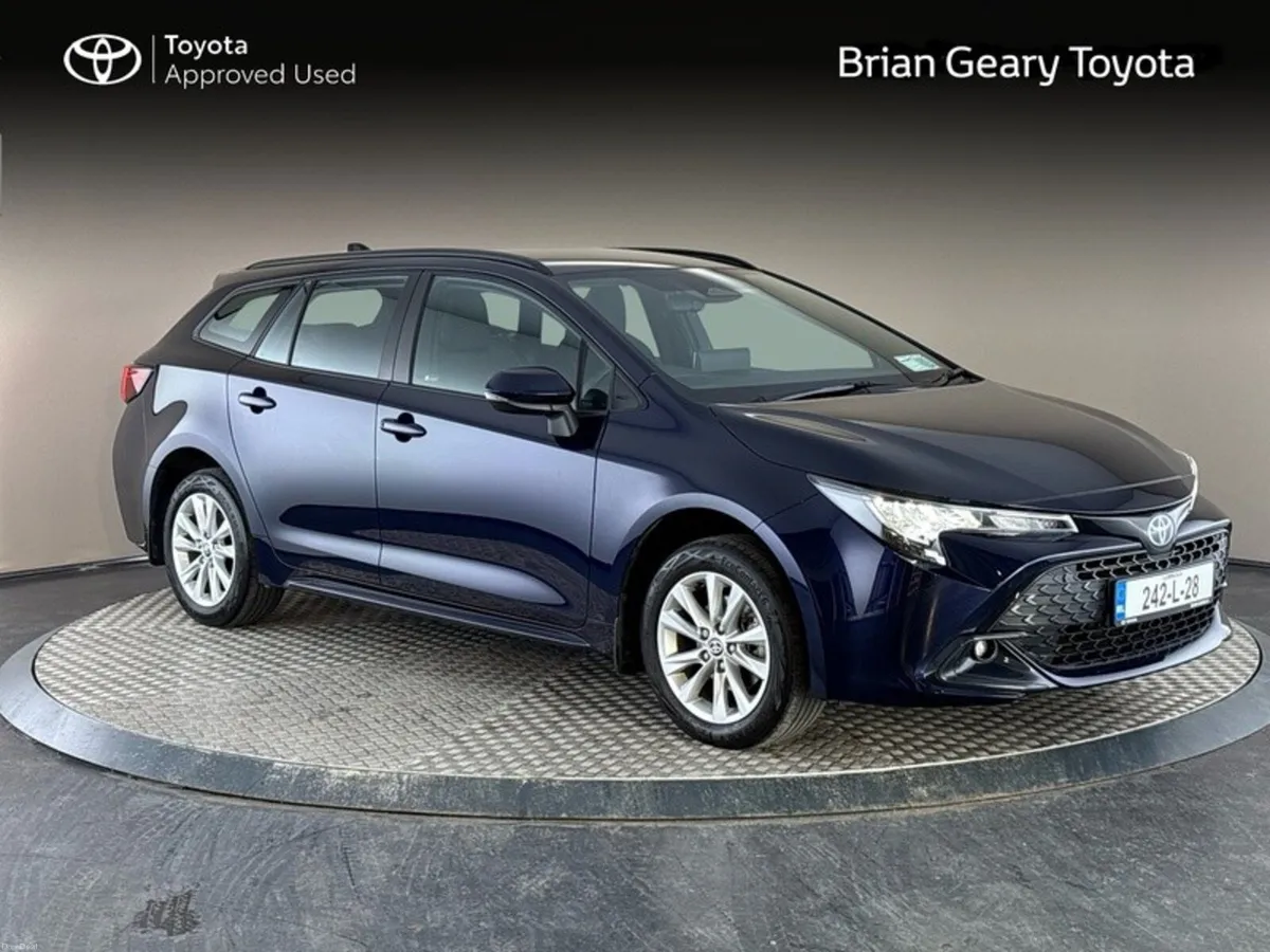 Toyota Corolla COROLLA HYB LUNA T/S - Image 1