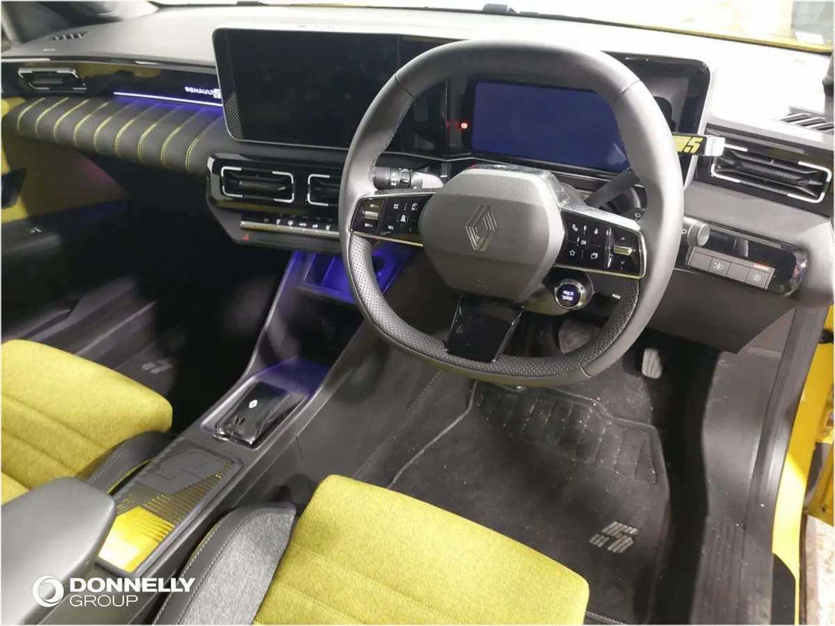 Renault 5 E-Tech Hatchback Iconic Five - Image 4