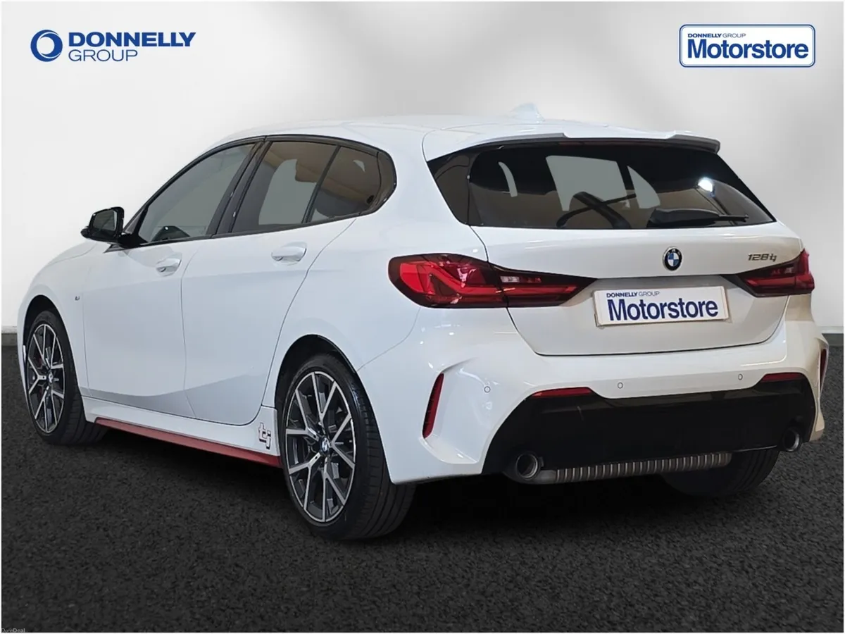 BMW 1 Series Hatchback 128ti - Image 2