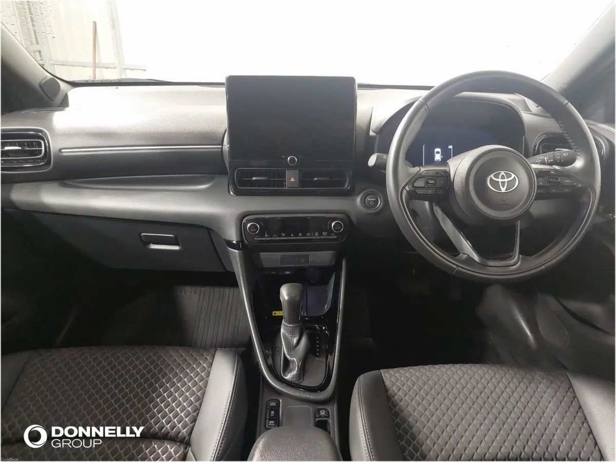 Toyota Yaris Hatchback Excel - Image 5
