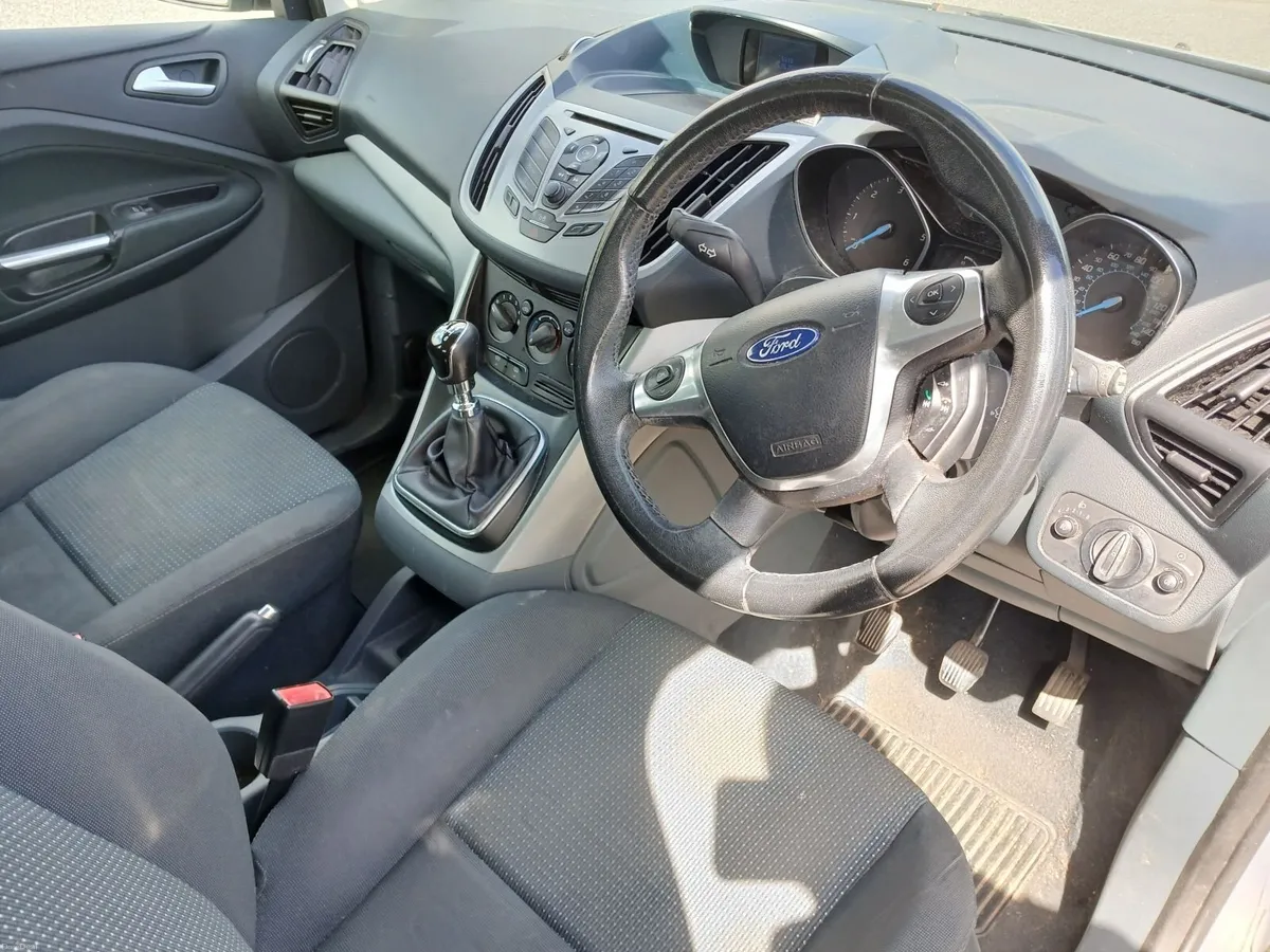 Ford Grand C-Max 2011 - Image 4