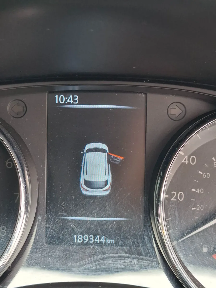 Nissan Qashqai 2015 - Image 3