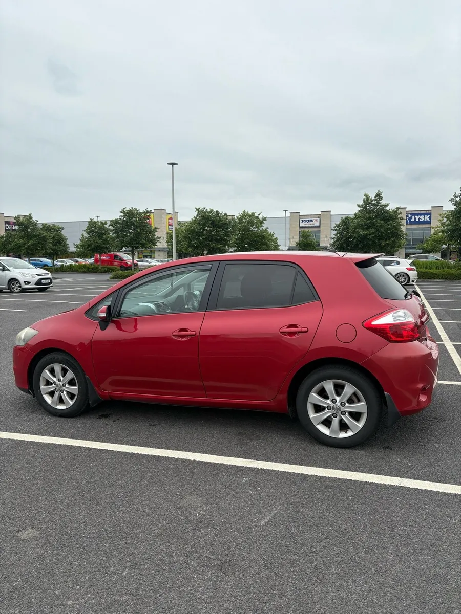 2011 Toyota Auris 1.4 D-4D New NCT - Image 3