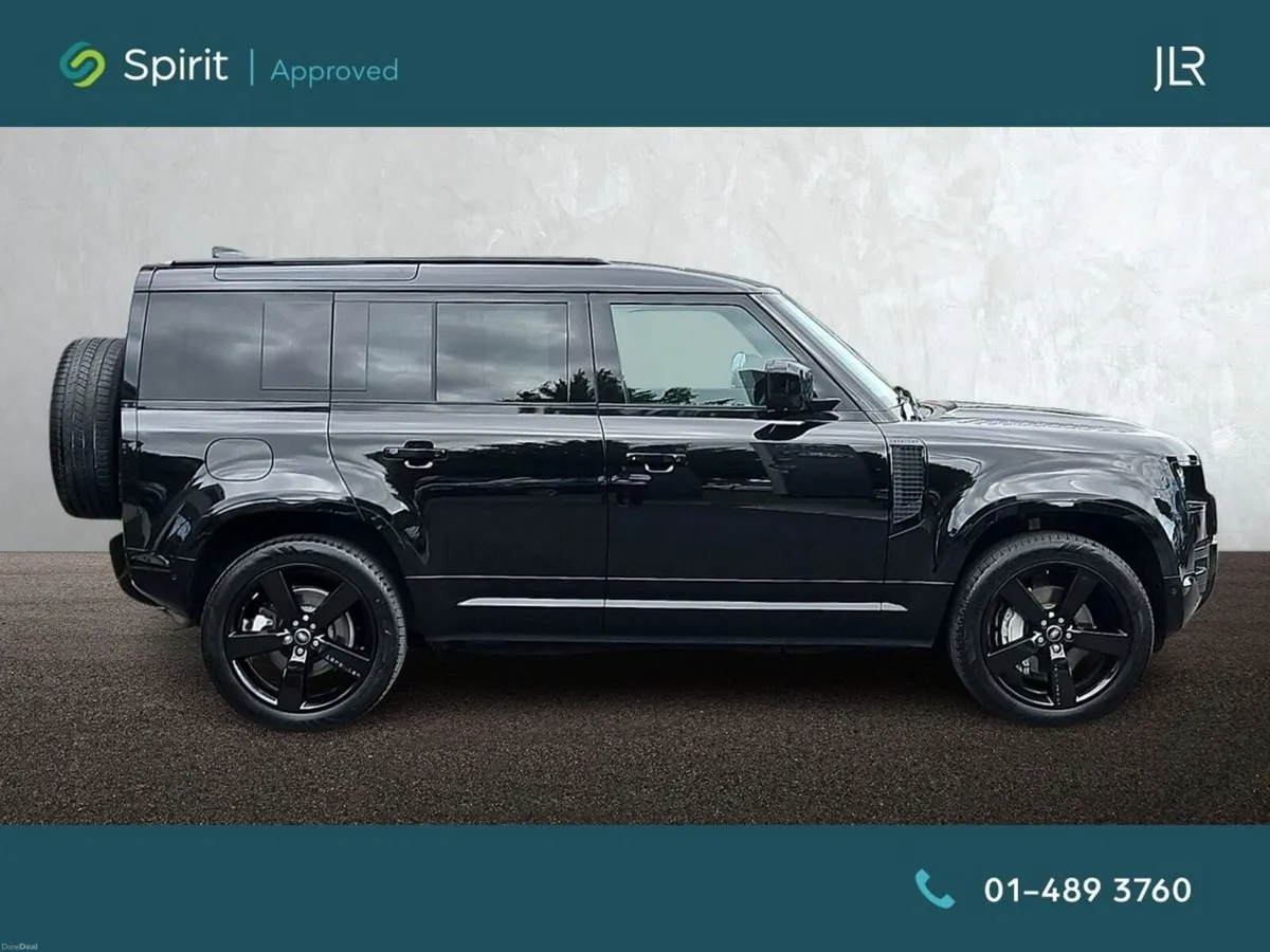 Land Rover Defender 2.0 PHEV X Dynamic HSE - Image 6
