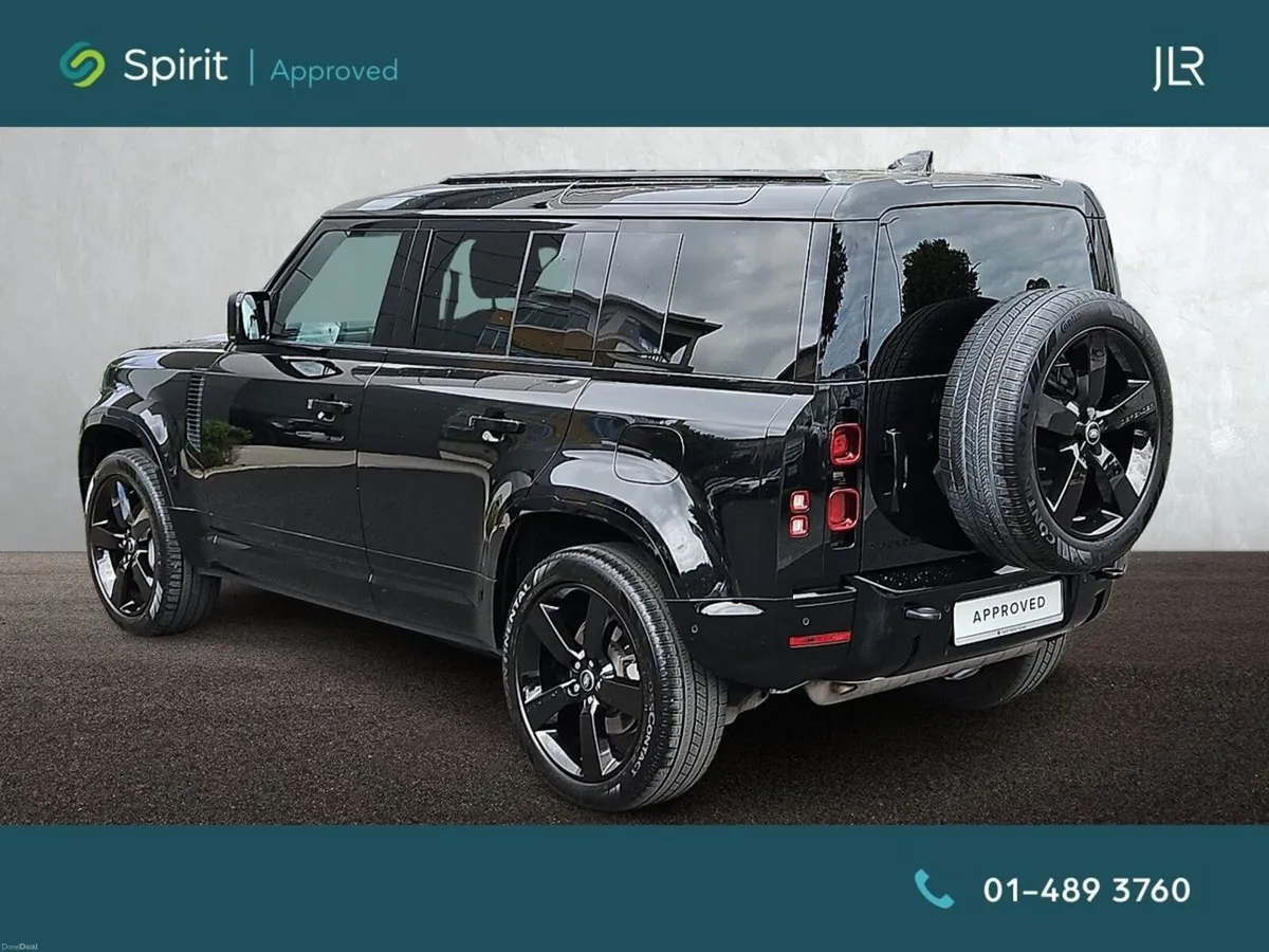 Land Rover Defender 2.0 PHEV X Dynamic HSE - Image 2