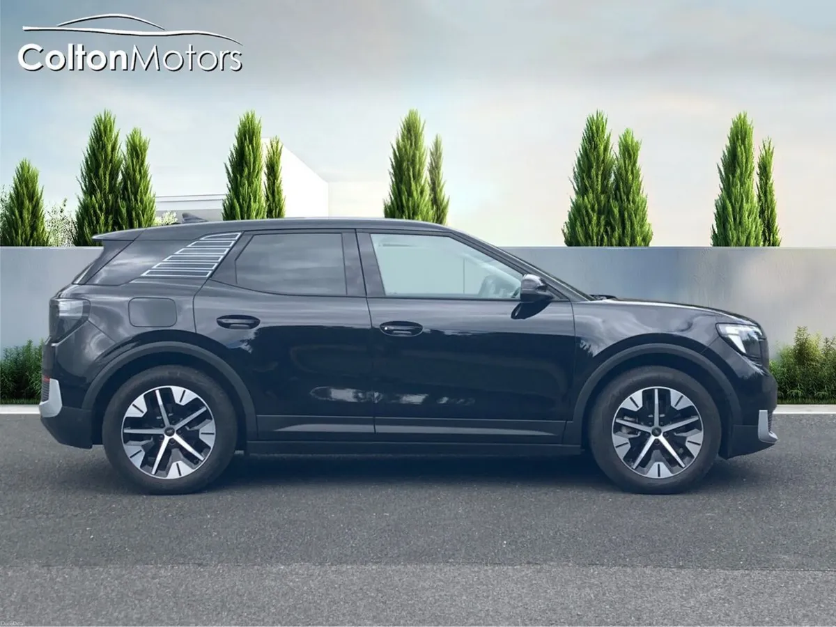 Ford Explorer Select 77kWh Extended Range (Heat Pu - Image 4