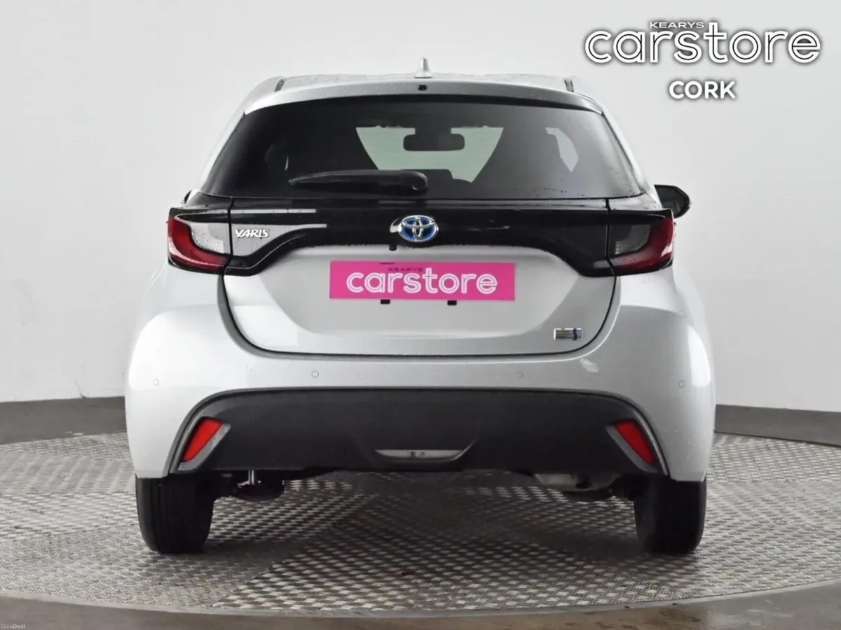 Toyota Yaris 1.5 Hybrid 5Dr Auto - Image 4