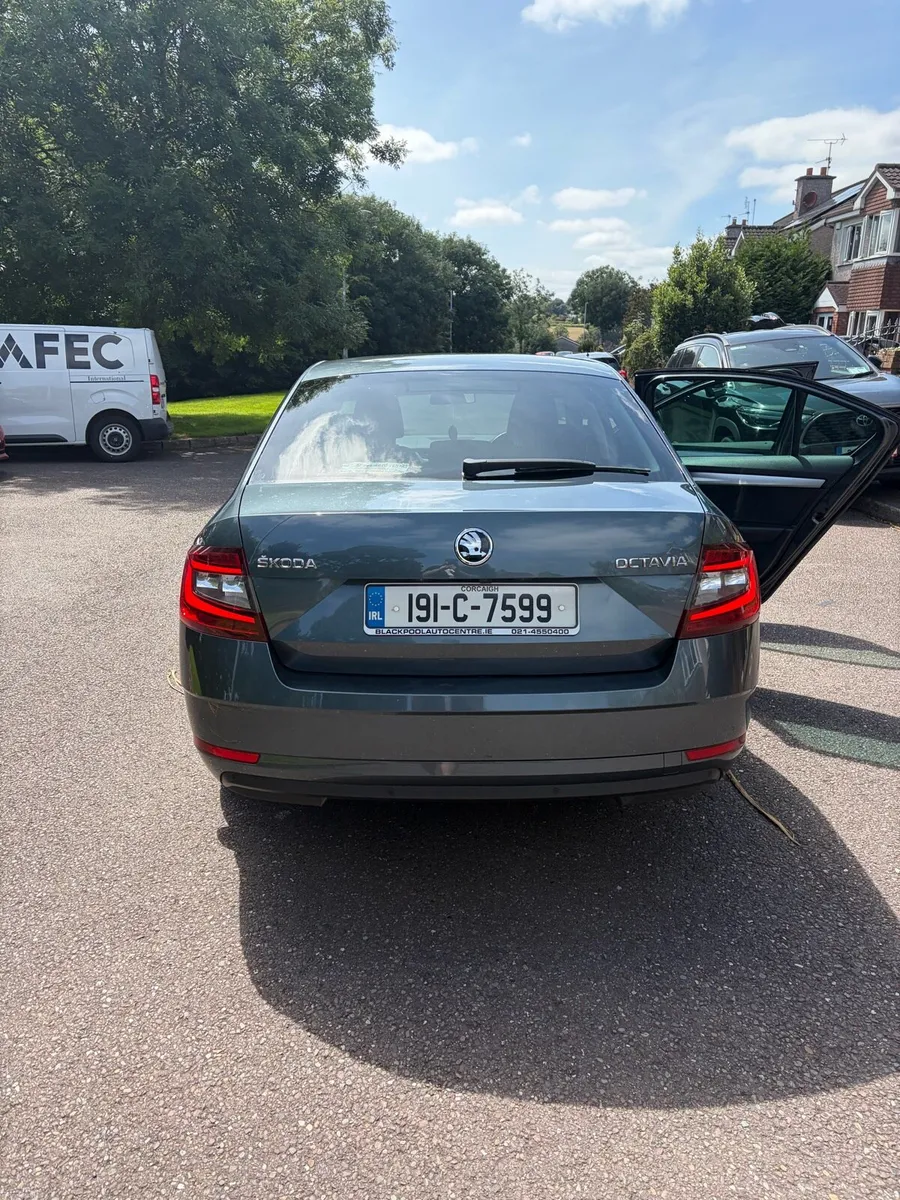 Skoda Octavia 191 (1.6l disel) - Image 4