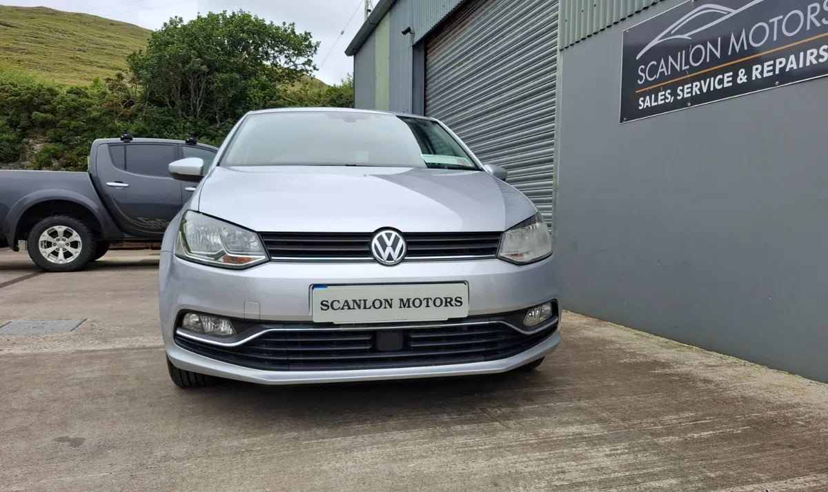 142Volkswagen Polo 2014 Automatic - Image 4