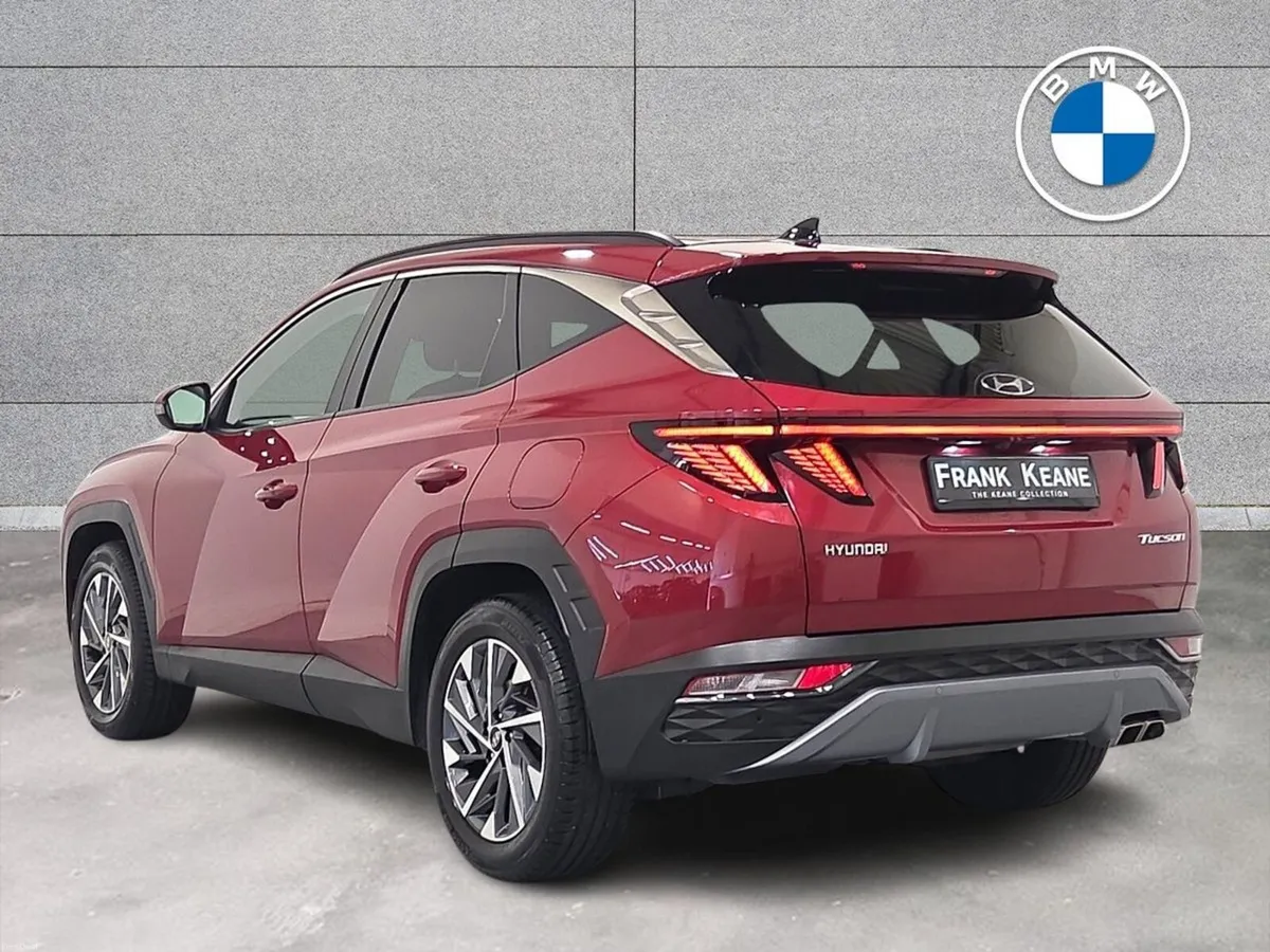 Hyundai Tucson 2WD Executive Plus - Image 3