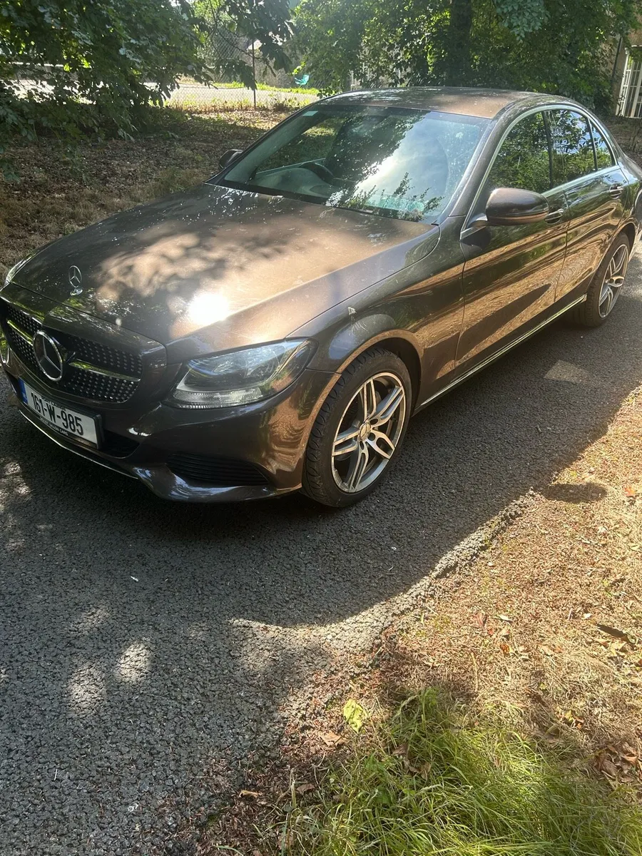 Mercedes-Benz C-Class 2016 - Image 2