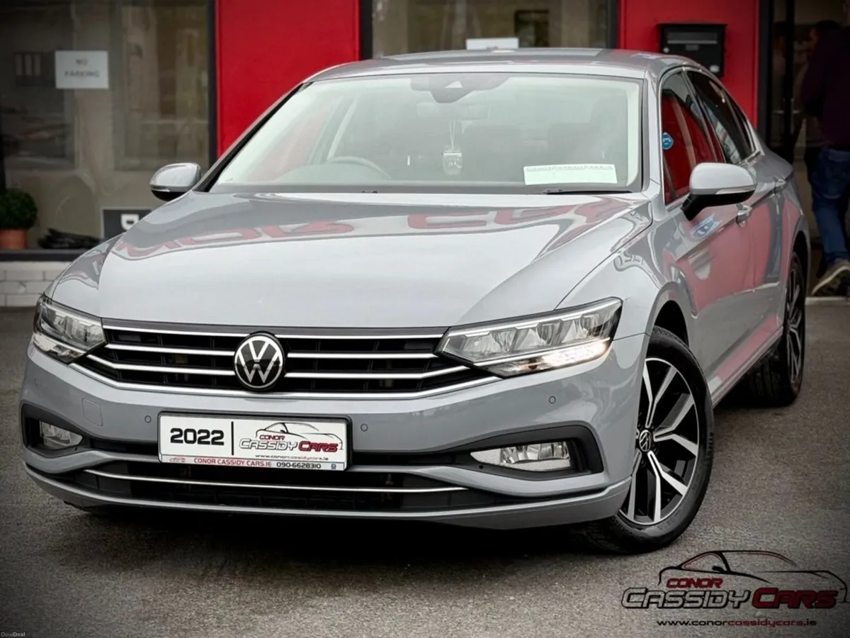 Volkswagen Passat SEL TDI // MOONSTONE GREY // FUL - Image 1
