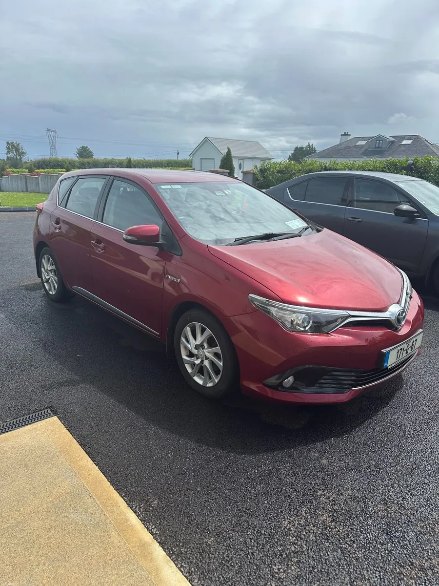 Toyota Auris Petrol Hybrid 2017 - Image 1