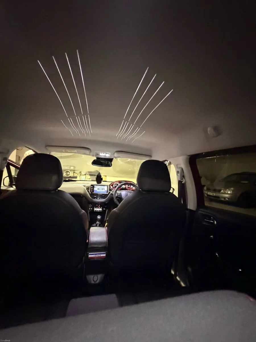 Peugeot GT Line Pure tech 2008, 2016 - Image 4