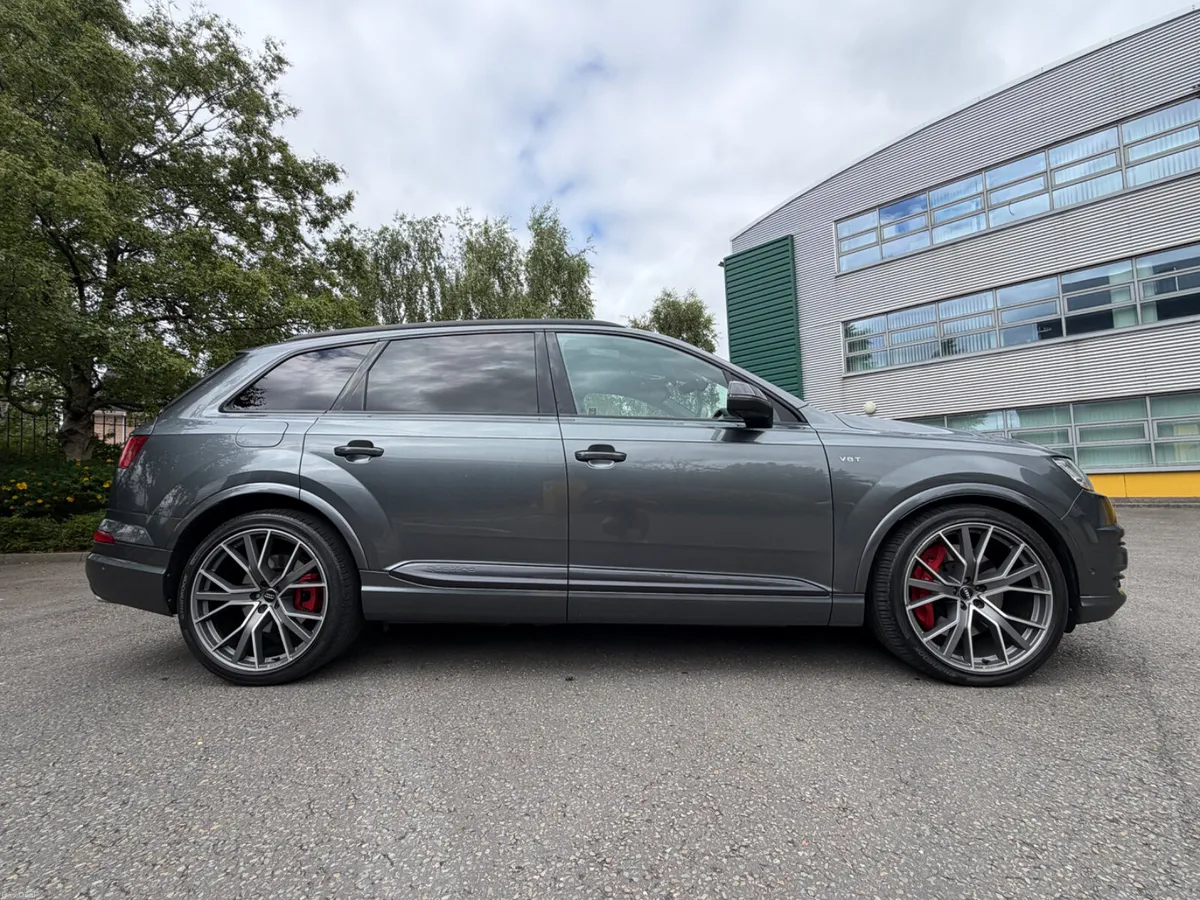 Audi SQ7 4.0 TDI V8 Quattro Mega Spec - Image 4