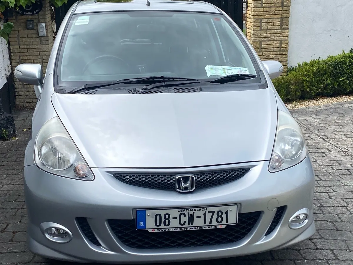 Honda Jazz - Automatic - Irish car - v. low milage - Image 2