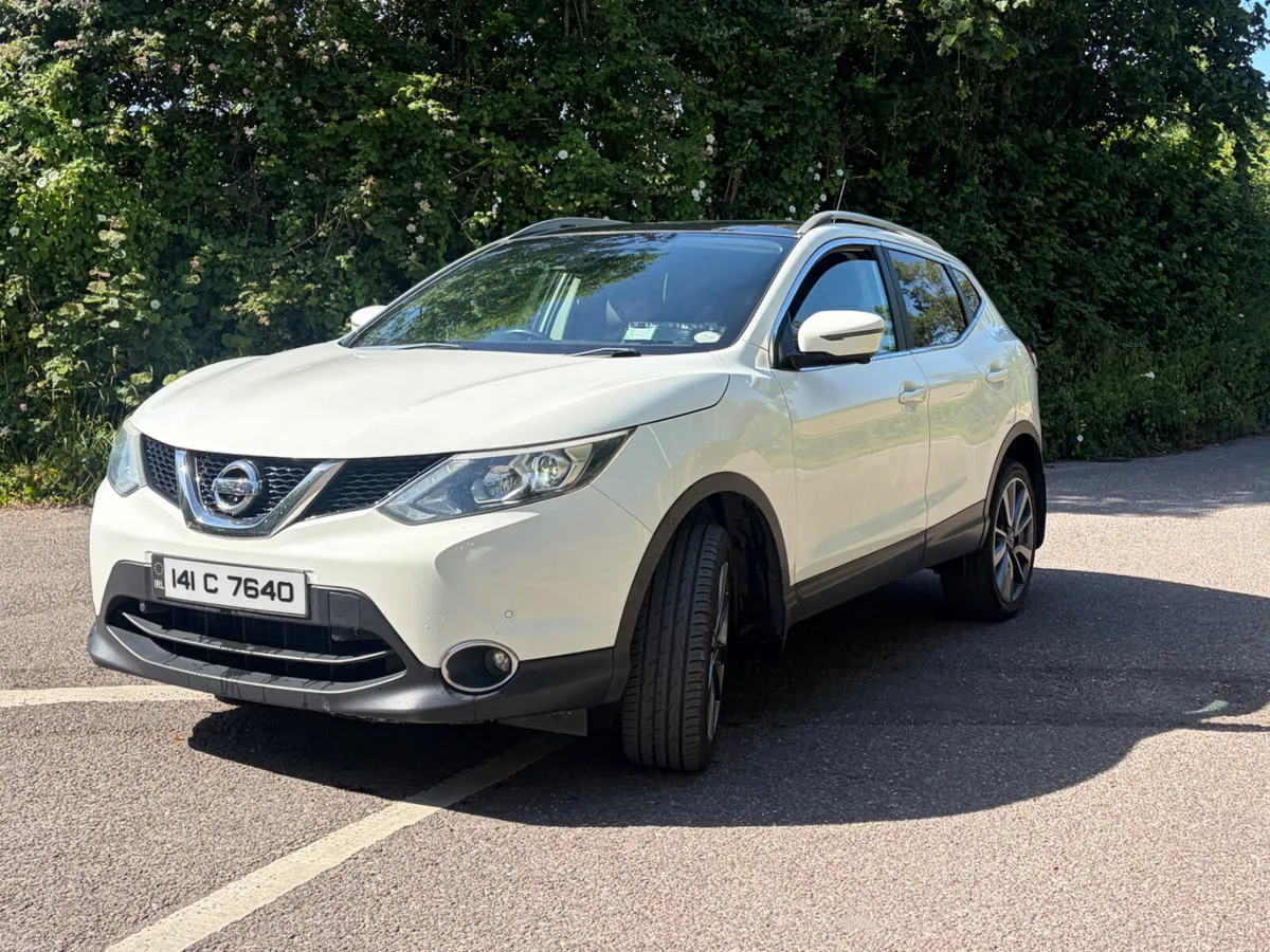 Nissan Qashqai 2014 *TOP SPEC LOW MILEAGE - Image 4