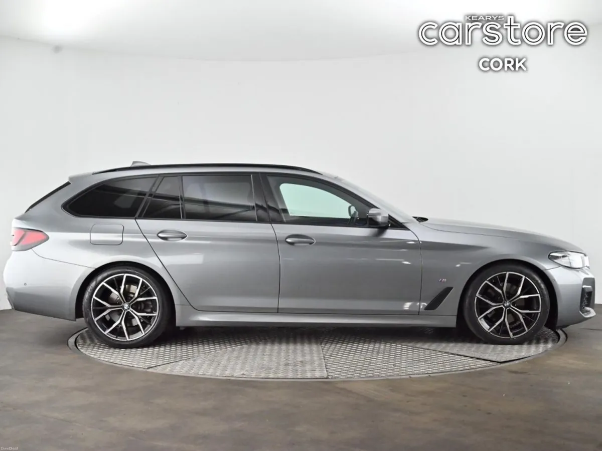 BMW 5-Series 520d M Sport (MHT) - Image 2
