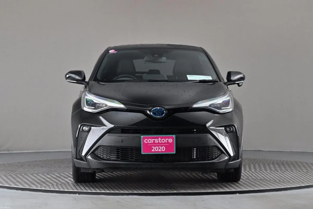 Toyota C-HR 1.8 HYBRID **HALF LEATHER**REVERSE CAM - Image 2