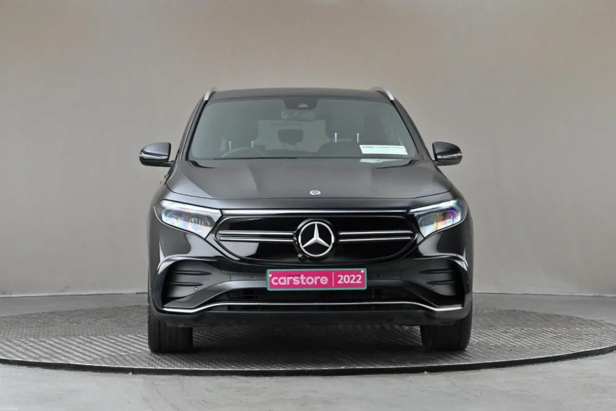 Mercedes-Benz 300 300 AMG LINE 4MATIC **LEATHER**S - Image 2