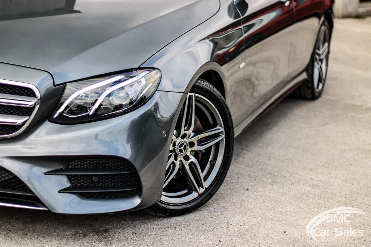 2019 MERCEDES BENZ E220D AMG LINE - Image 2