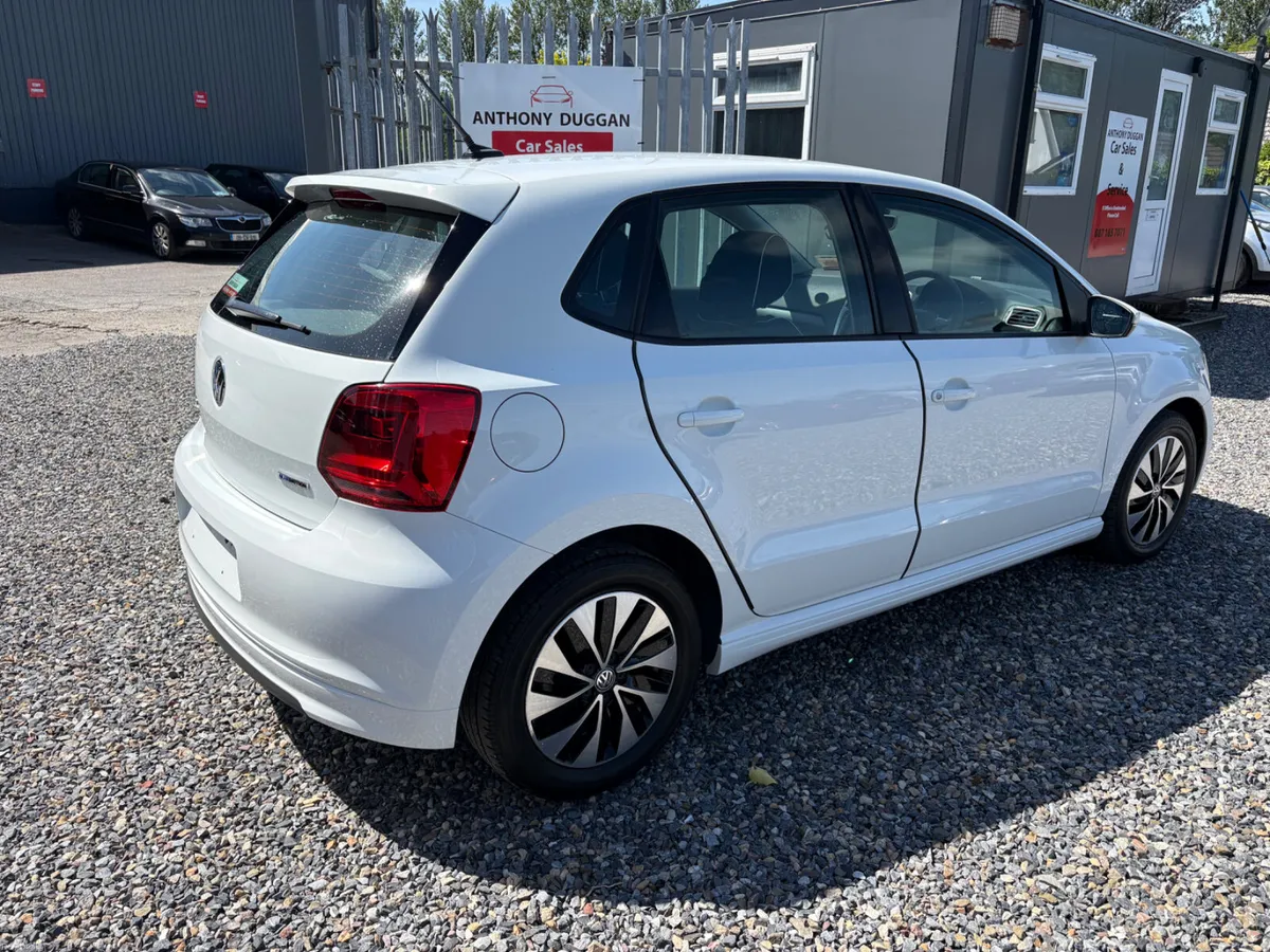 2017 Volkswagen polo 1.2 Automatic bluemotion - Image 3
