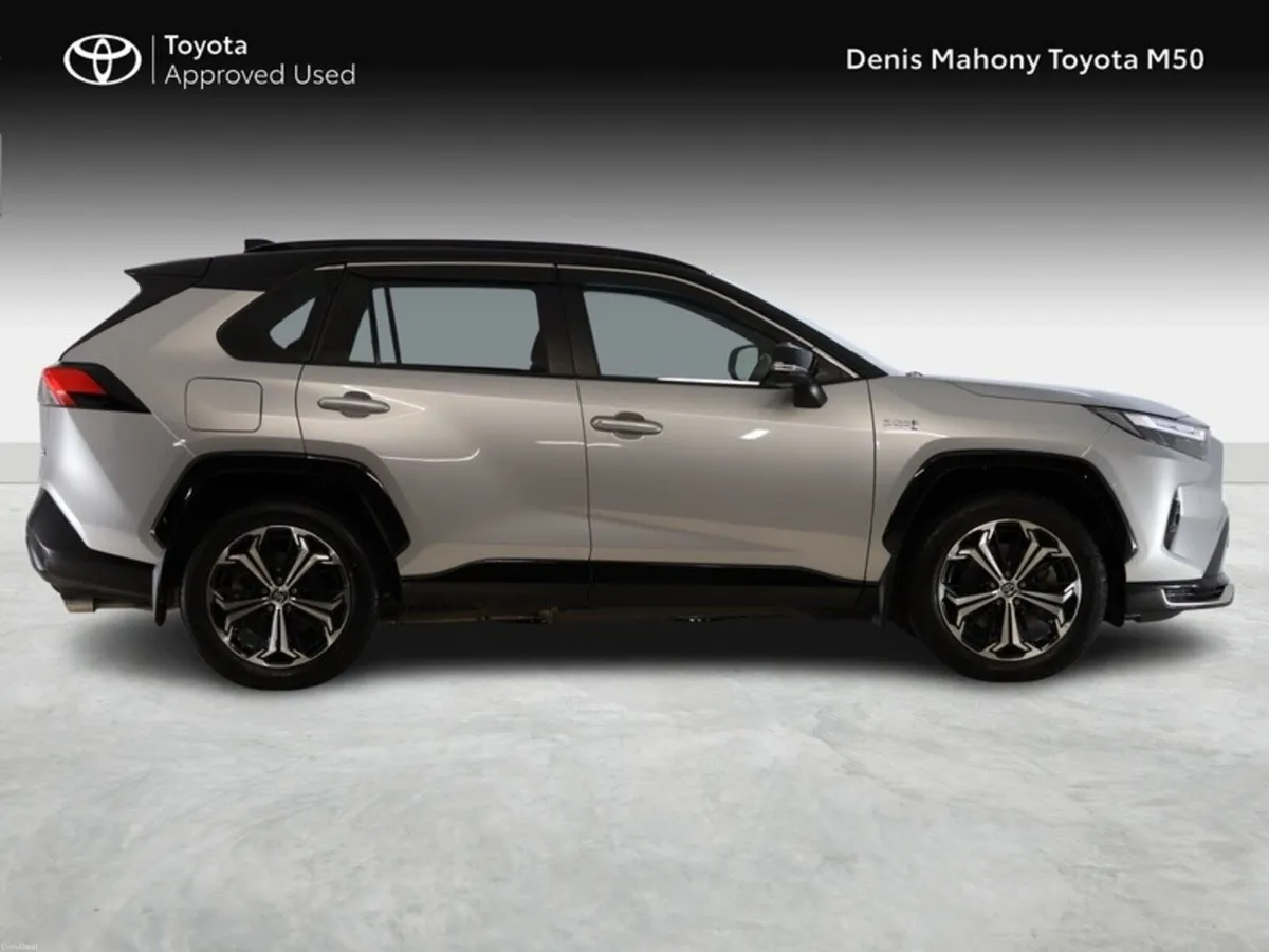 Toyota RAV4 Sport Plug-In Hybrid - Image 3