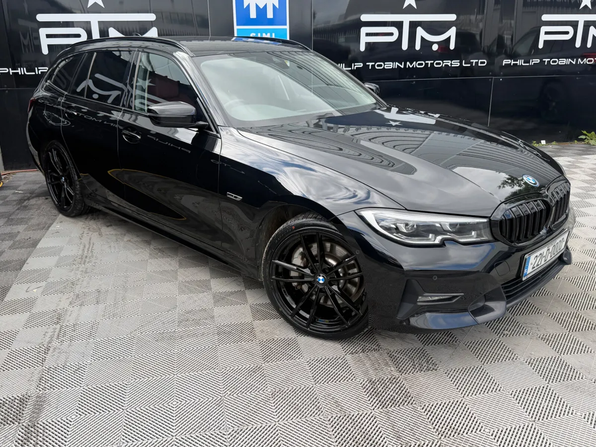 BMW 330e G21 Sport Pro 288HP Auto - Image 3