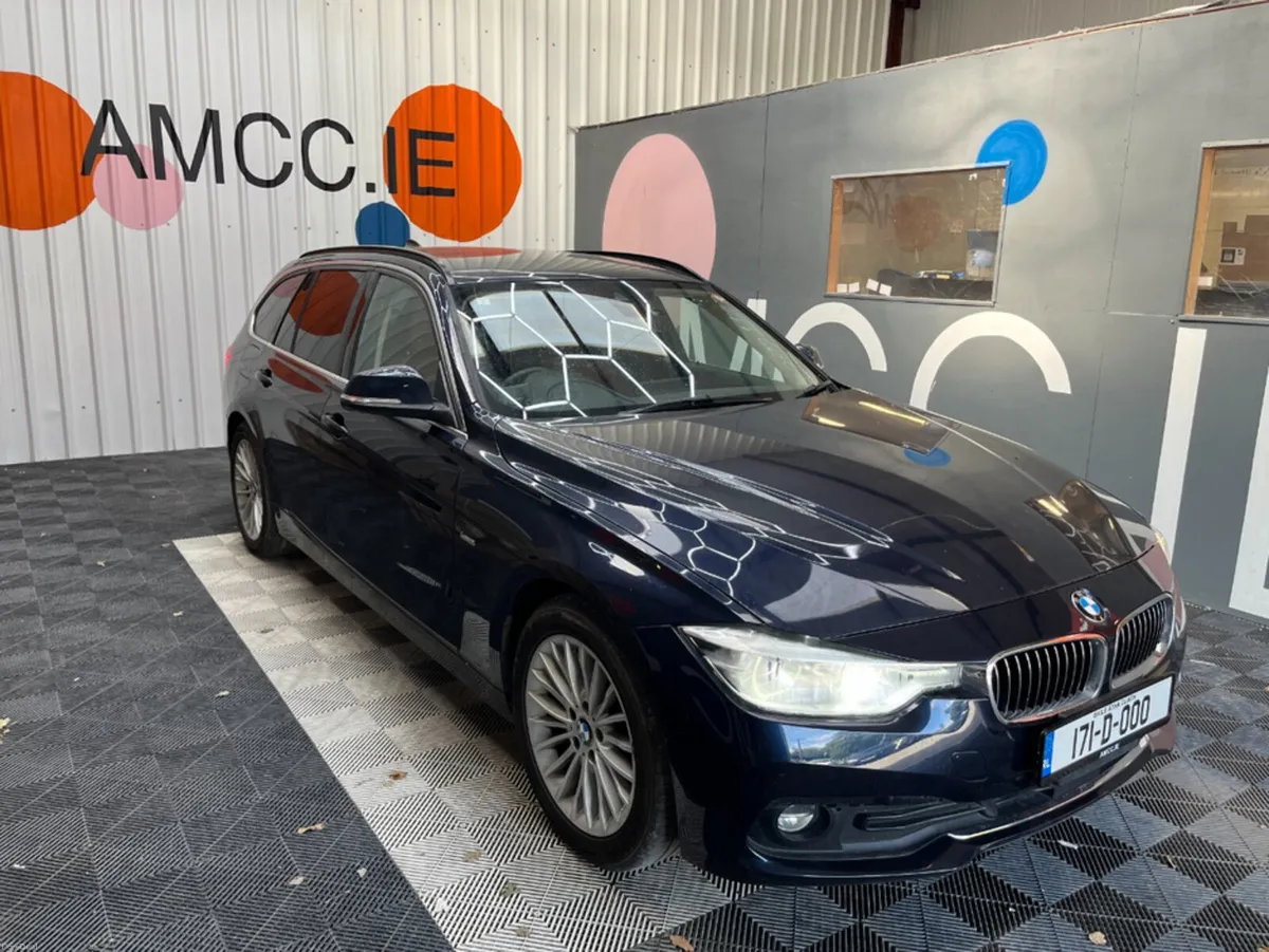 BMW 3-Series 2017 BMW 320D TOURING 2.0 AUTOMATIC / - Image 1