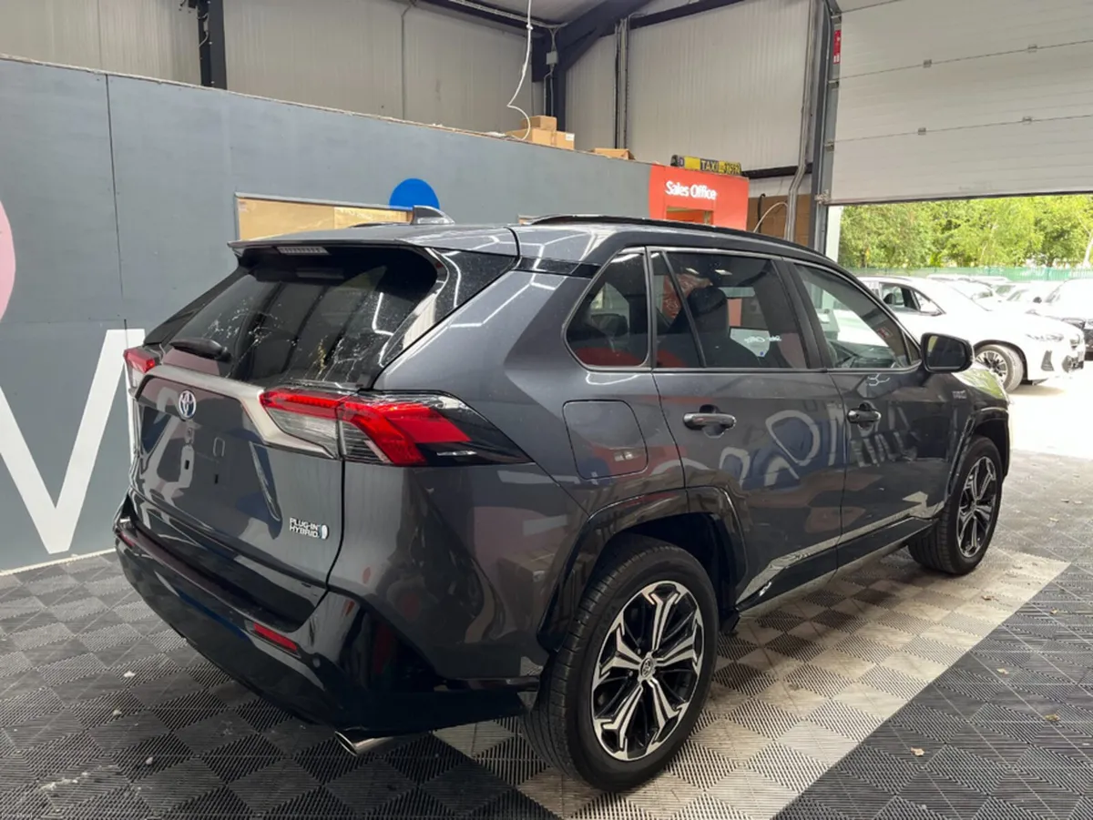 Toyota RAV4 2024 TOYOTA RAV4 HYBRID Z 2.5 AUTOMATI - Image 2