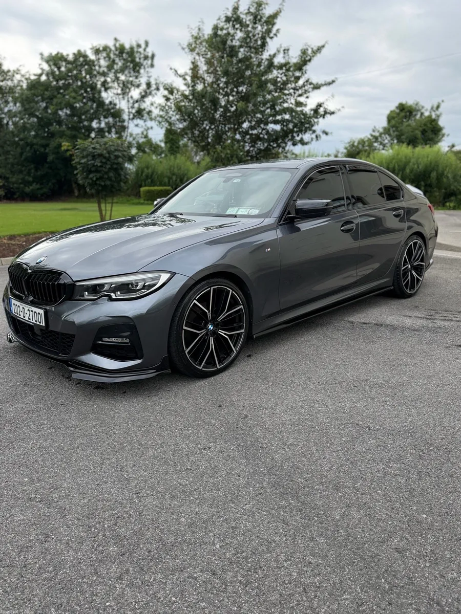 BMW 320d M Sport Xdrive Massive spec - Image 2