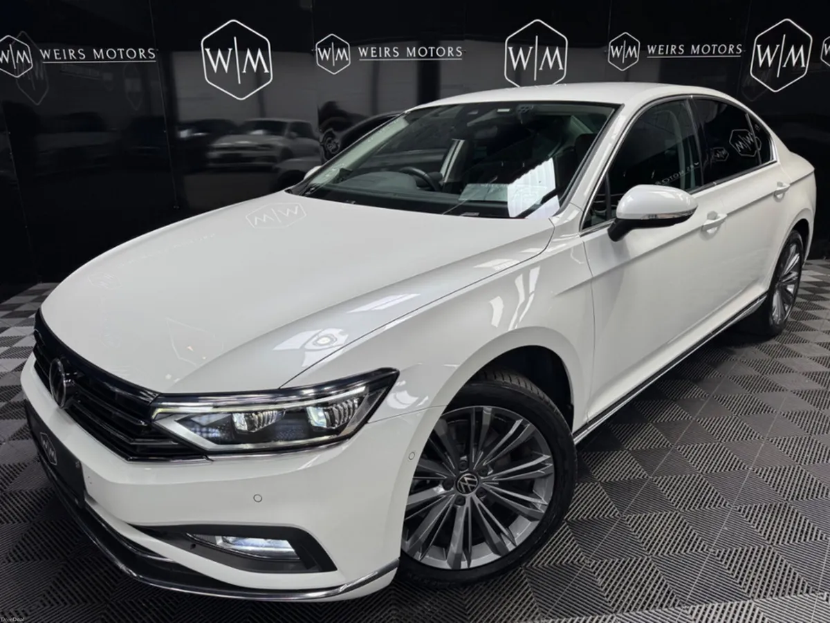 Volkswagen Passat ELEGANCE//2.0 TDI//AUTOMATIC//ON - Image 1