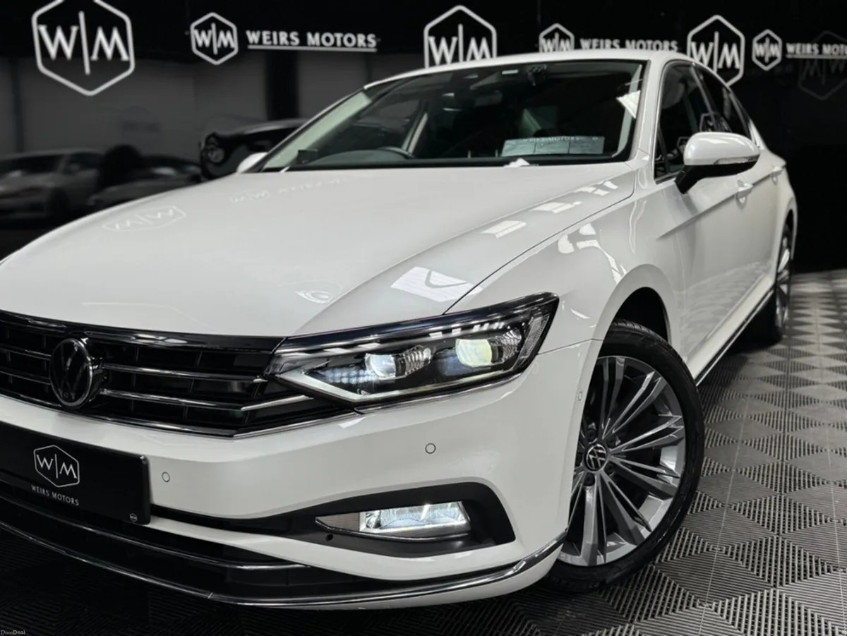 Volkswagen Passat ELEGANCE//2.0 TDI//AUTOMATIC//ON - Image 3