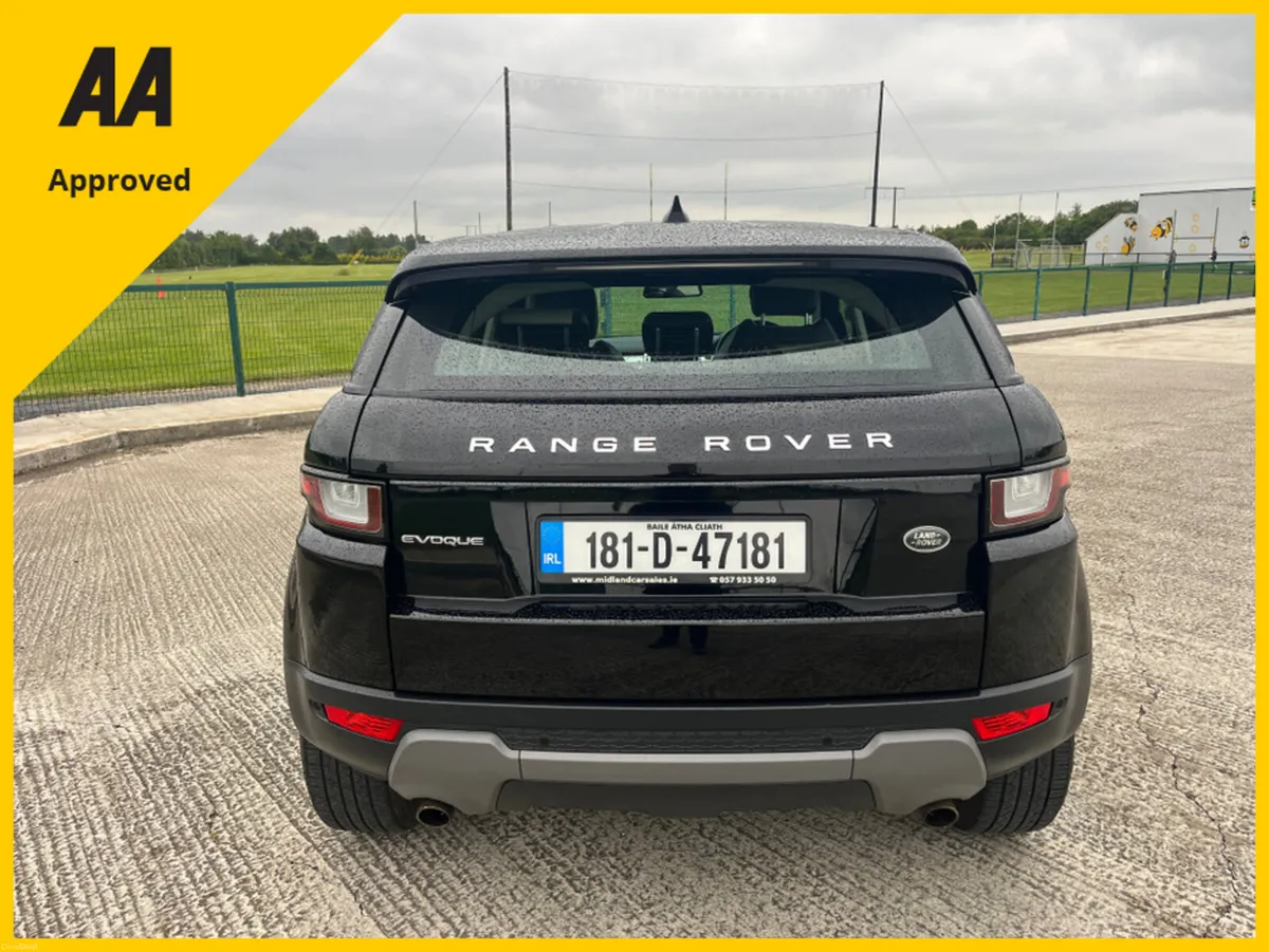 Land Rover Range Rover Evoque 2.0 TD4 SE TECH 5DR - Image 4