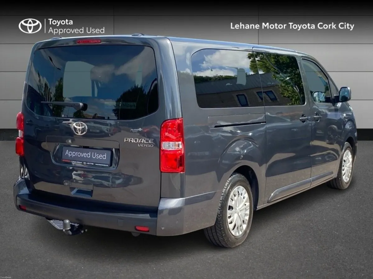 Toyota Proace Proace Verso LWB (2.0) MT - Image 2