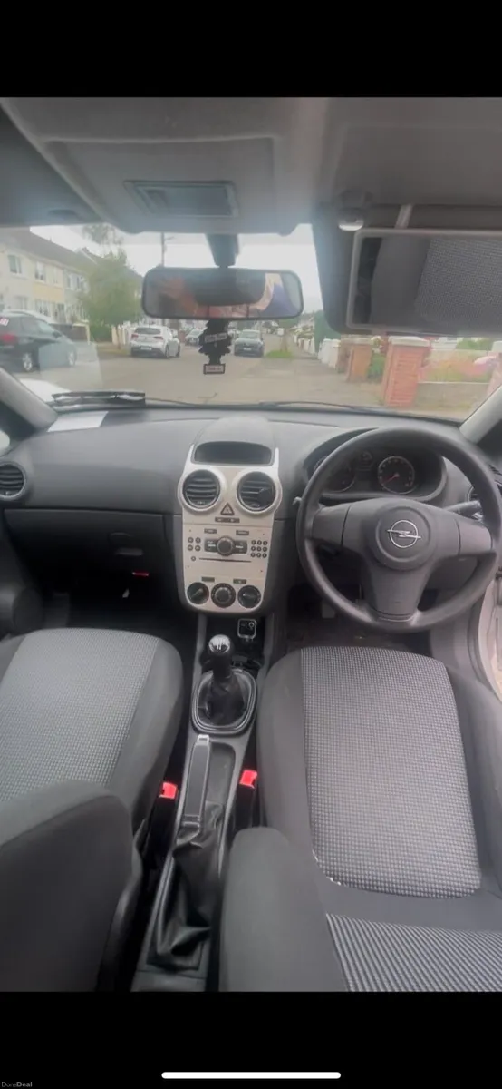 2010 Opel corsa - Image 4