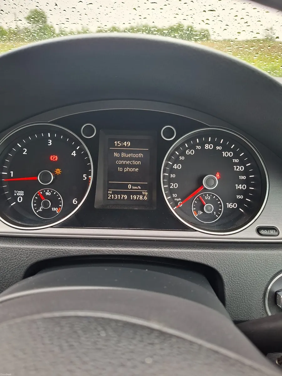 Volkswagen Passat 2013 - Image 4