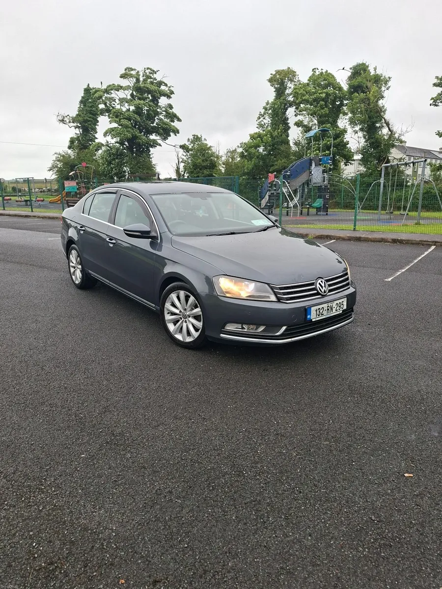 Volkswagen Passat 2013 - Image 2