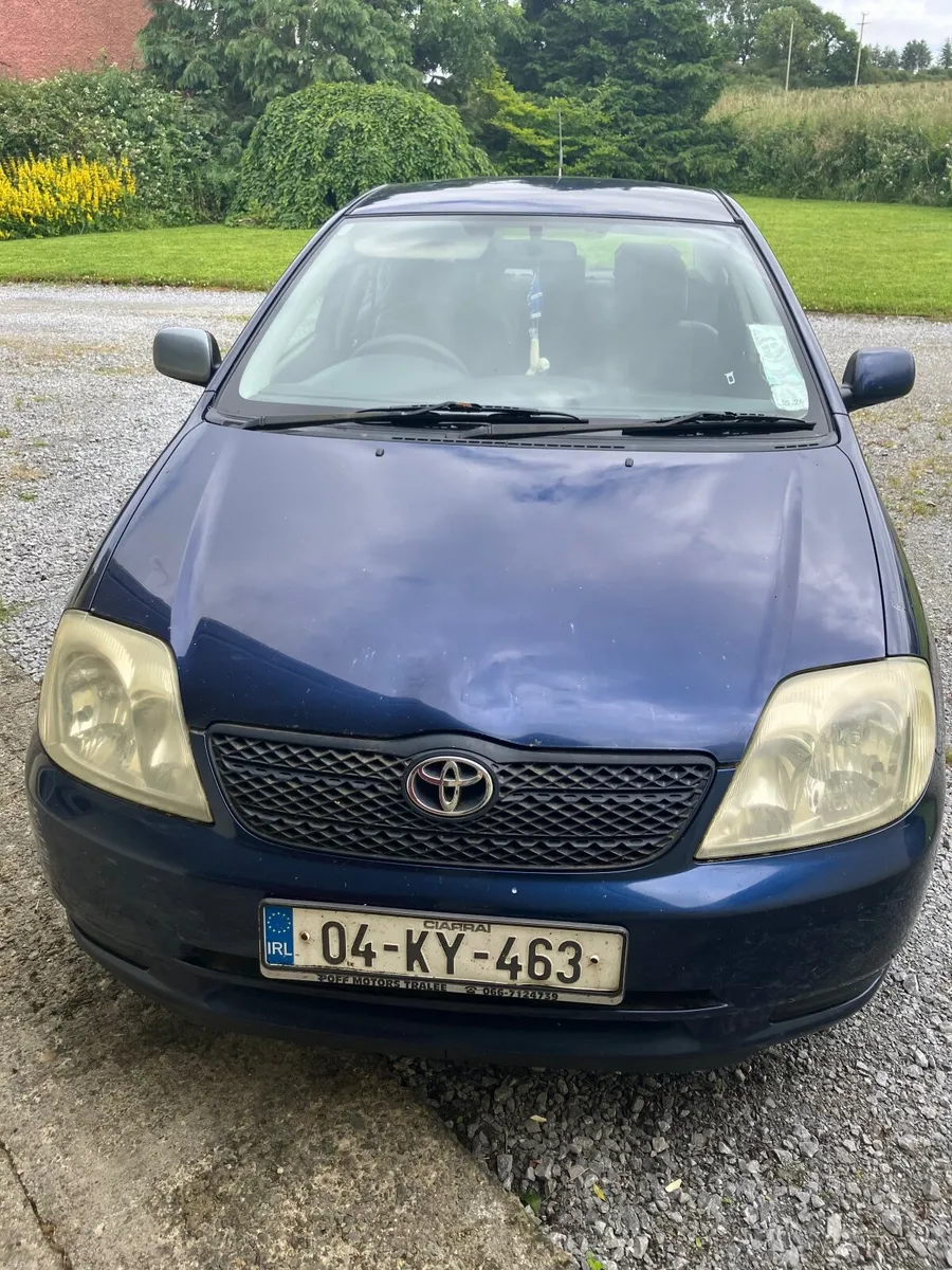 Toyota Corolla 2004 - Image 2